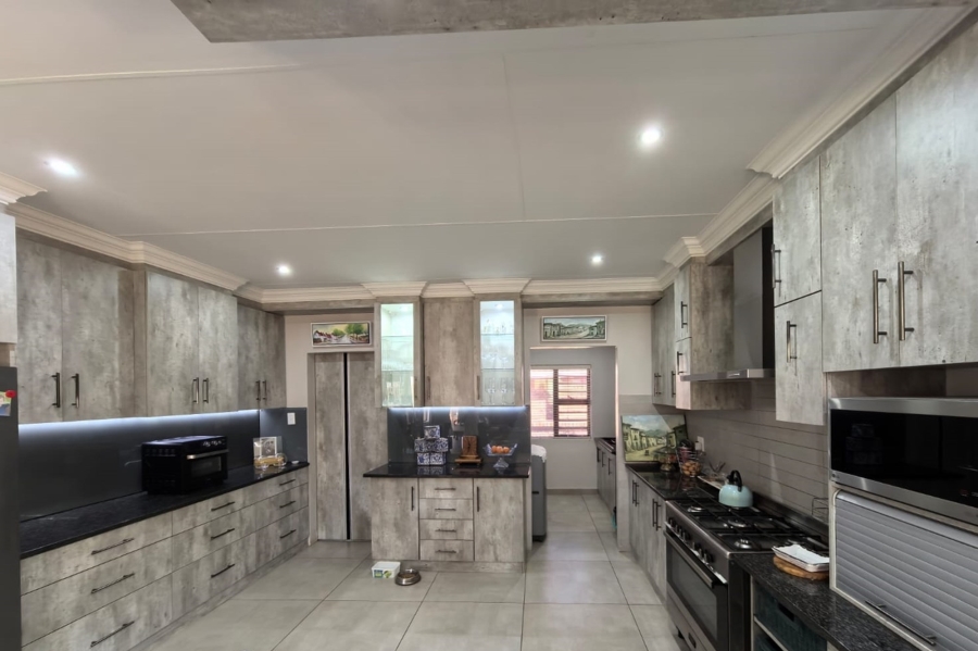 3 Bedroom Property for Sale in Hillcrest Northern Cape
